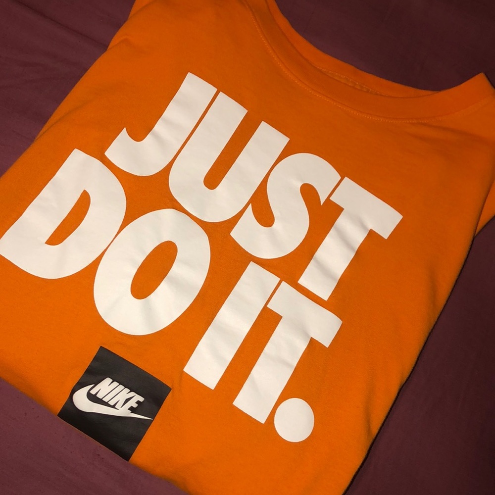 Nike shirt to go w Jordan 1s previously posted